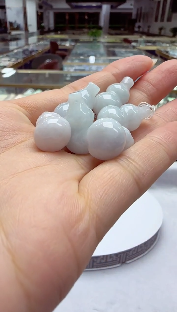 颈饰未镶嵌翡翠多样性发其一