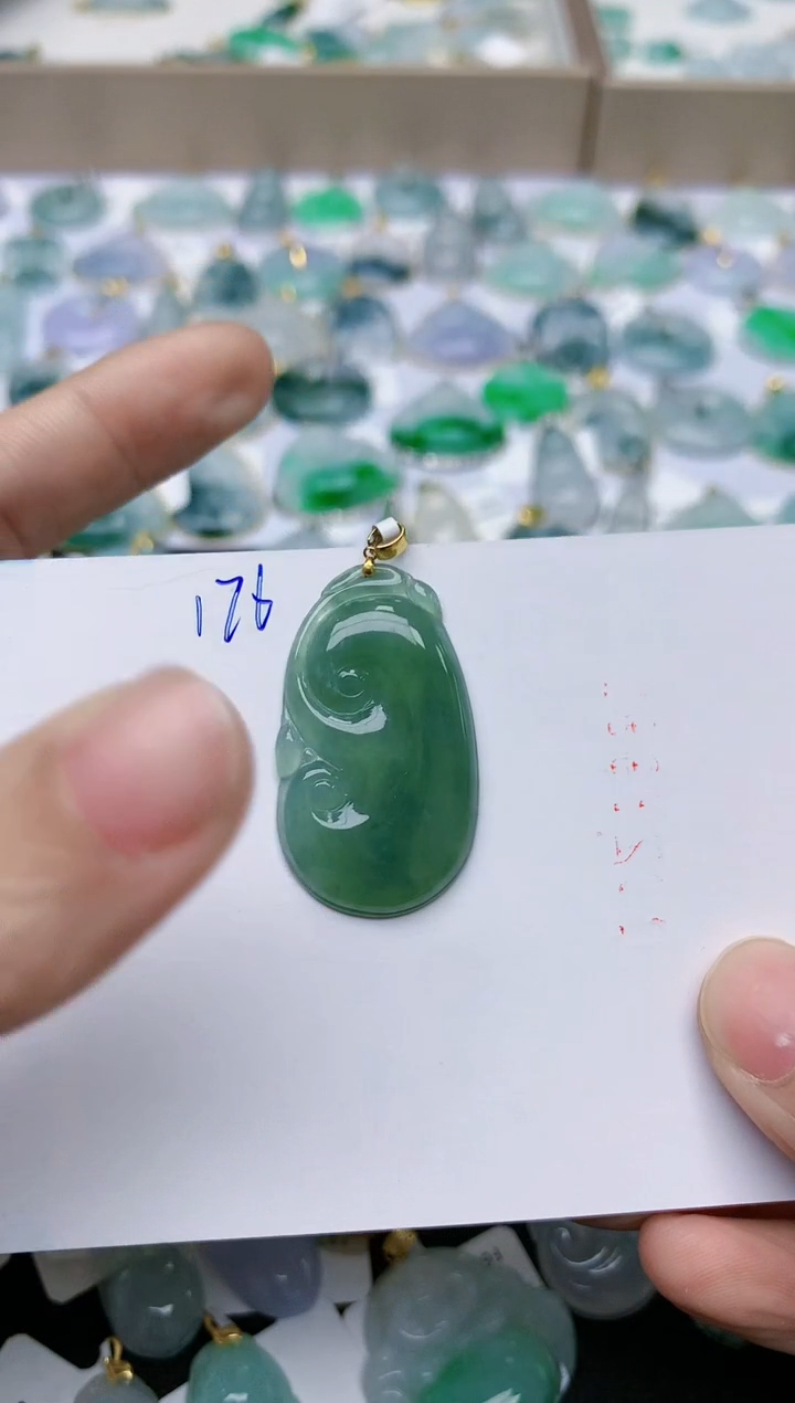 【闪购商品】翡翠颈饰18K金镶嵌天然翡翠A货    