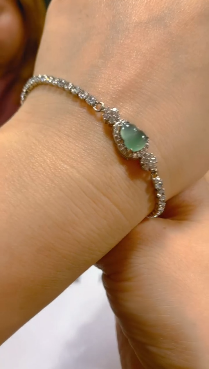 未镶嵌手链翡翠多样性发一