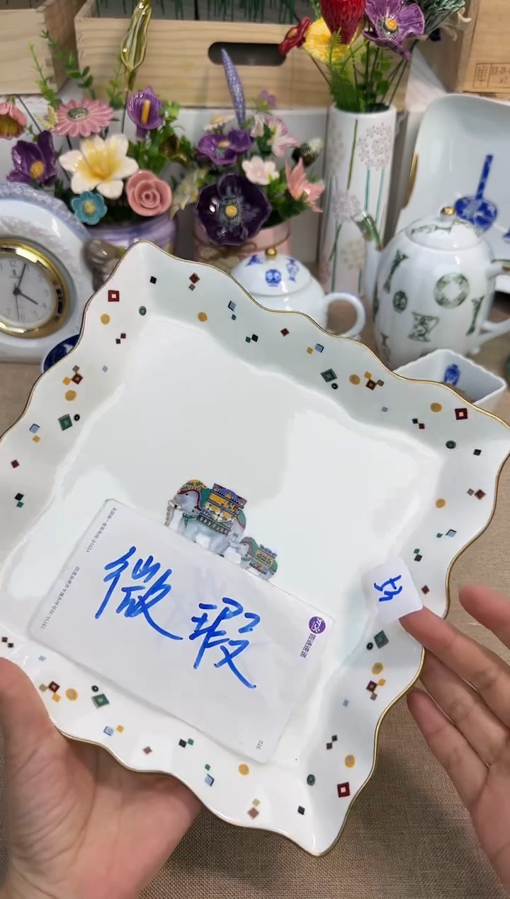 瓷片泡泡家的瓷器真好看