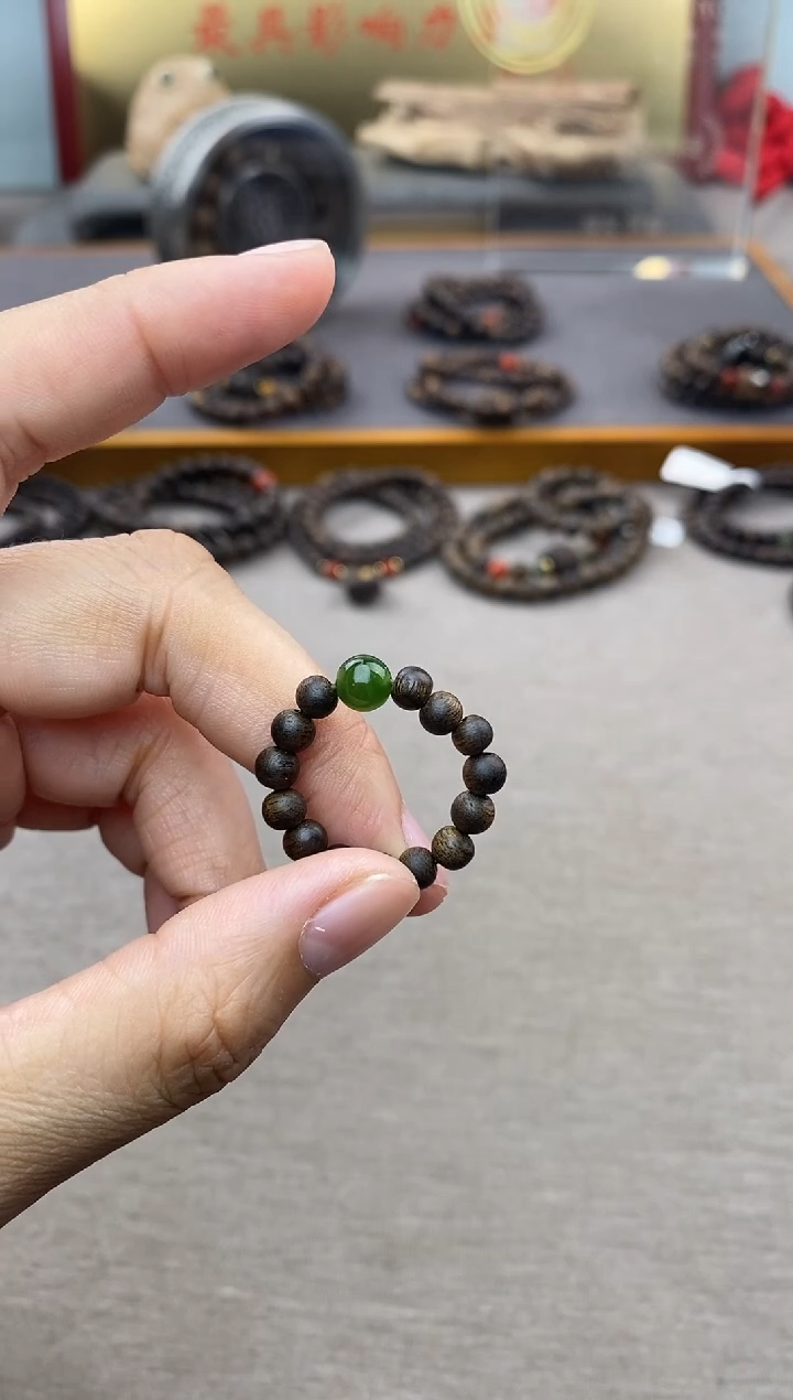 【闪购商品】沉香沉香碎屑紫棋戒指