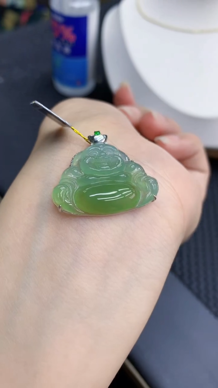 【闪购商品】翡翠颈饰18K金镶嵌            8