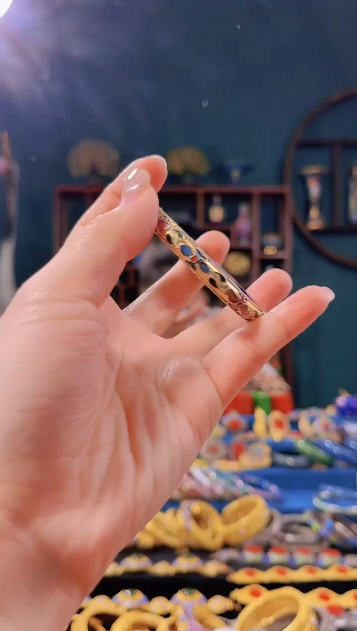 【闪购商品】景泰蓝金地手镯圈口53