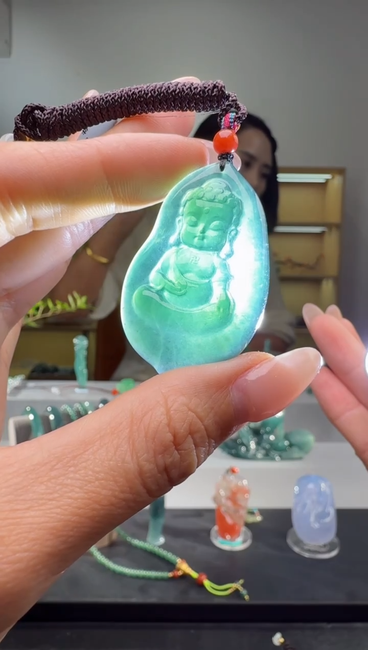 吊坠(不含链)未镶嵌翡翠宝宝佛