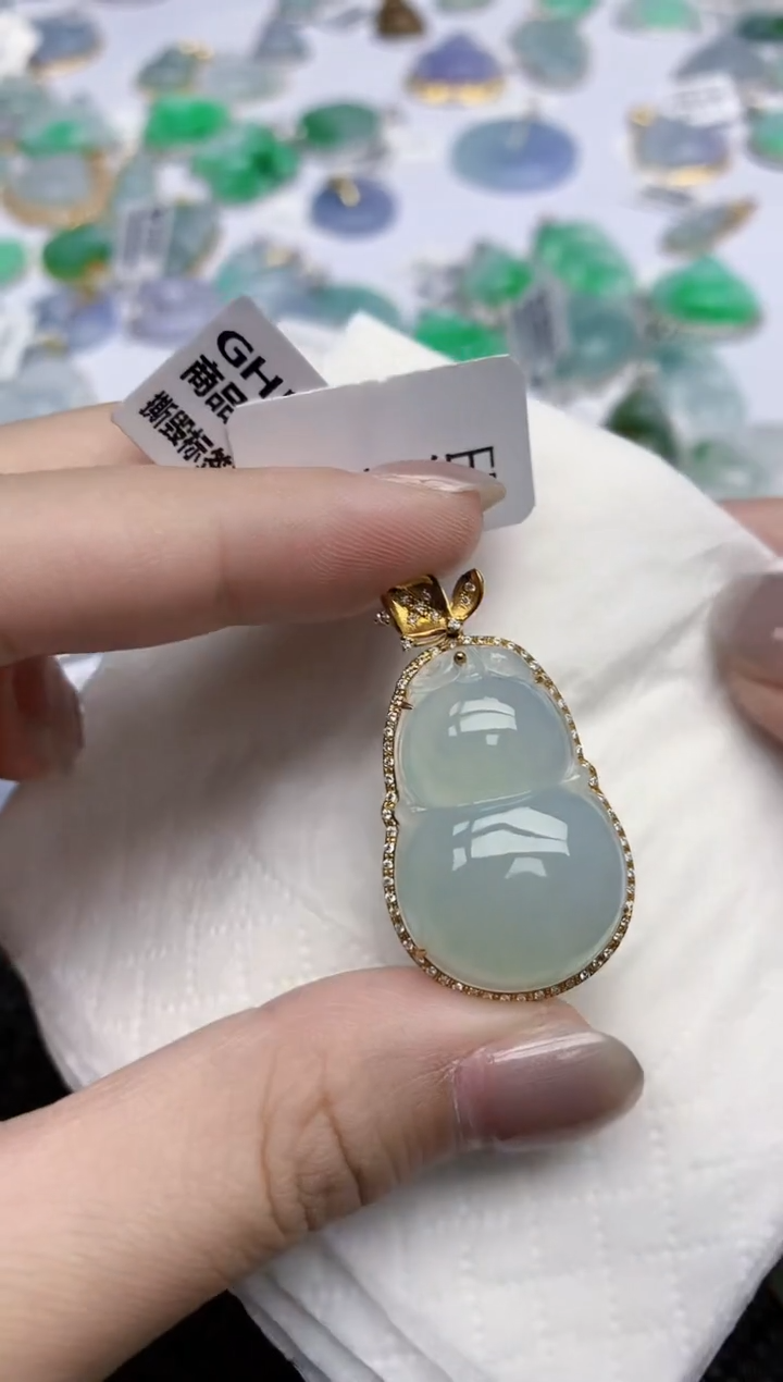 【闪购商品】翡翠颈饰18K金镶嵌天然翡翠A货