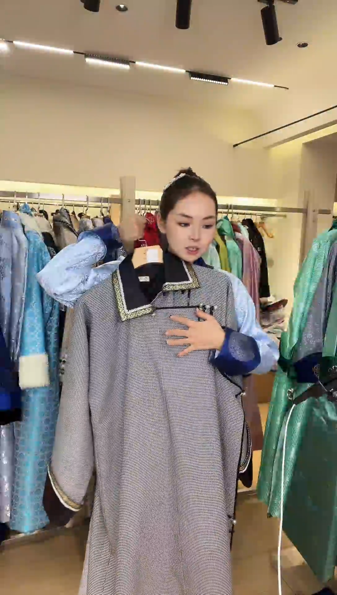 49男士蒙古袍2x码180斤