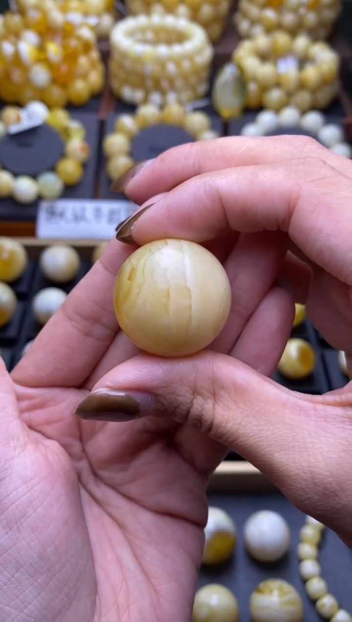 【闪购商品】琥珀裸石未镶嵌大小姐珠宝严选79