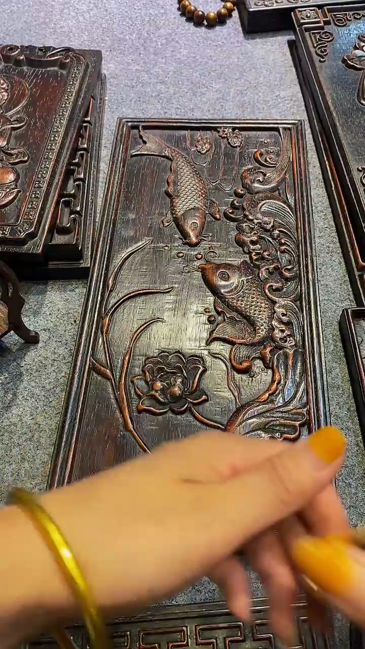 木紫檀雕刻一物一拍