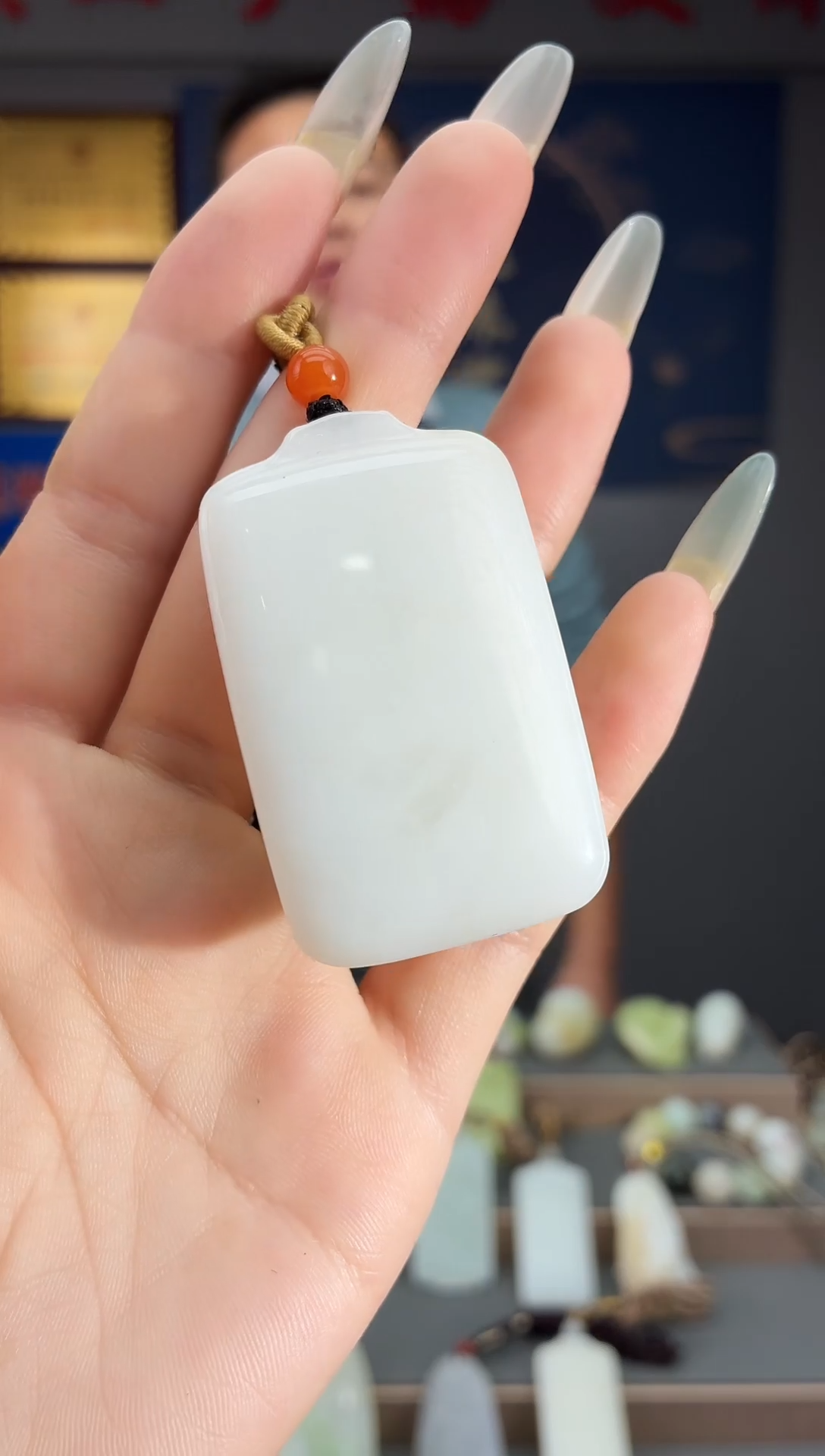 颈饰未镶嵌和田玉1