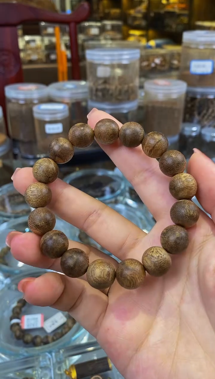 沉香碎屑沉香E779柬埔寨1.2单圈沉香