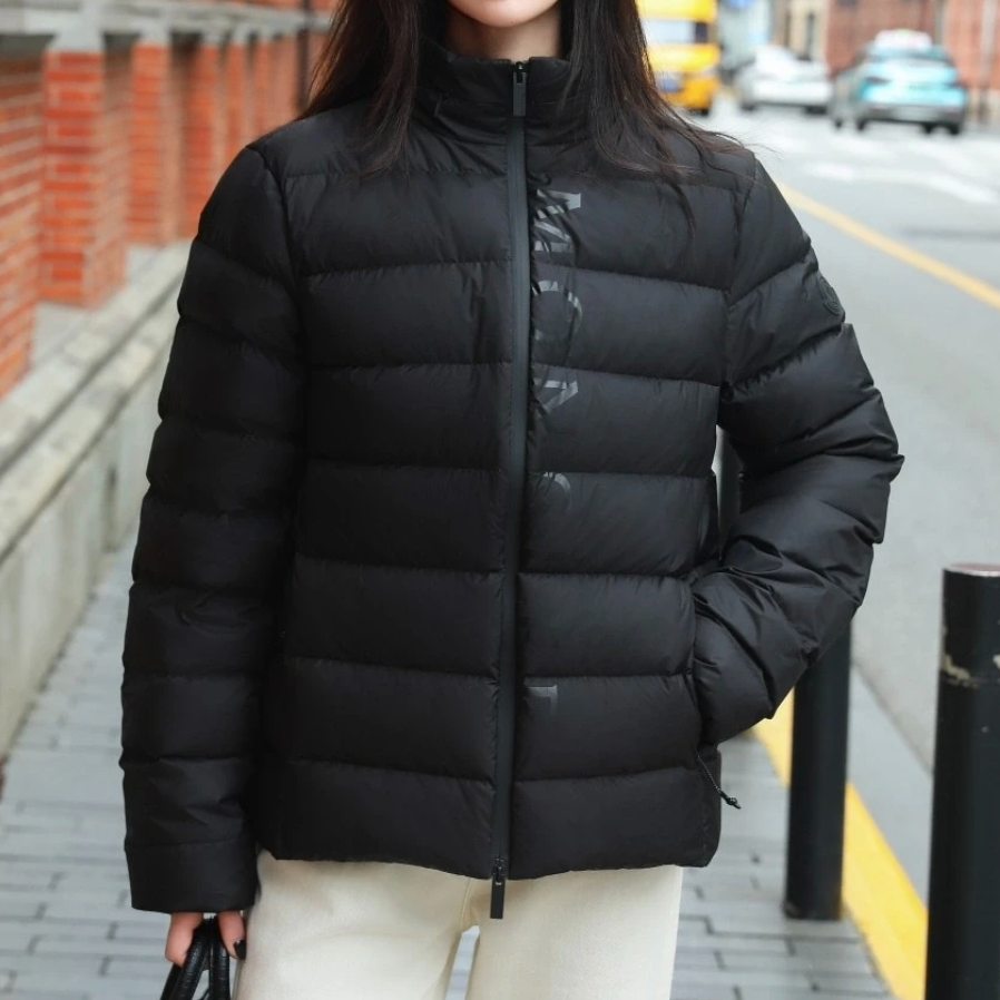 99新 MONCLER 汤/P245622422/ 黑色 Cerces 羽绒服 1码