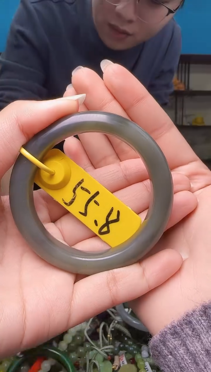 颈饰未镶嵌和田玉55.8