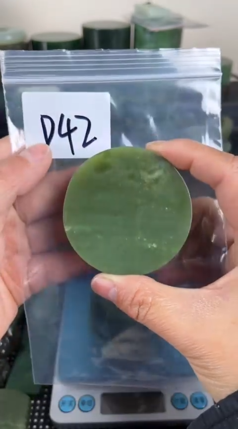 【闪购商品】和田玉珠宝半成品未镶嵌镯心