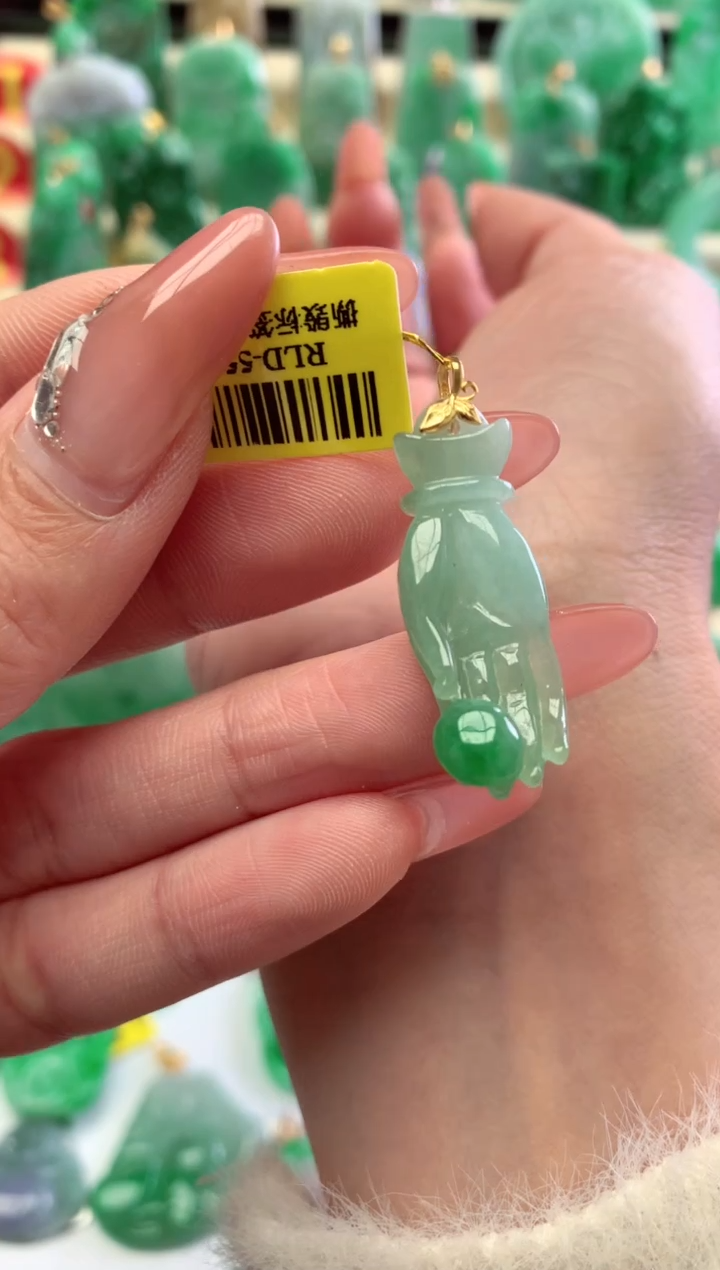 【闪购商品】翡翠吊坠(不含链)18K金镶嵌挂件
