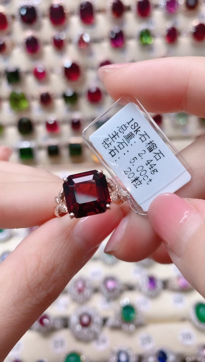 【闪购商品】石榴石18K金戒指18K金镶嵌1