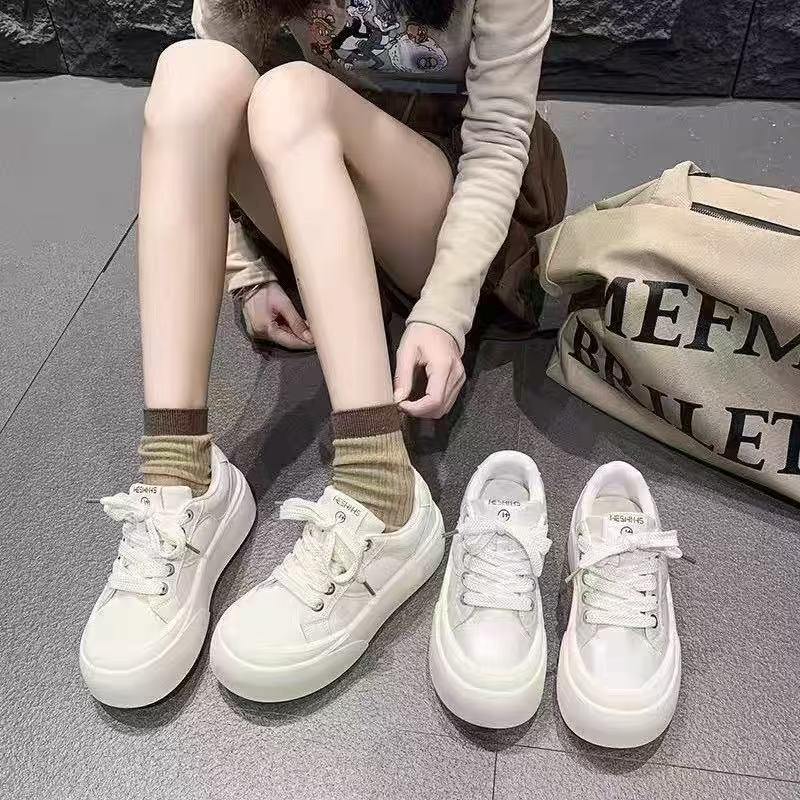 大头丑萌增高厚底小白鞋2025年新款时尚百搭款Q82