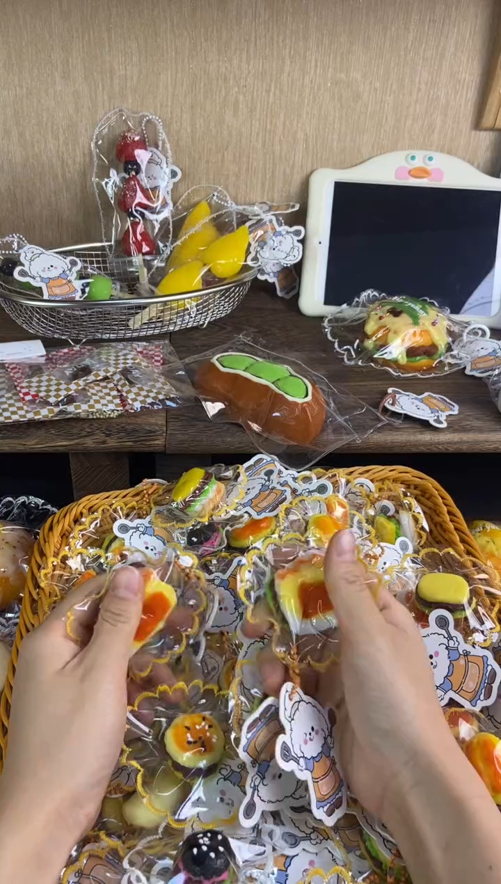 硅胶硅胶mini小汉堡随机发一对