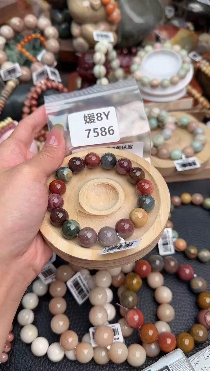 【闪购商品】石英质玉手链未镶嵌8Y7586