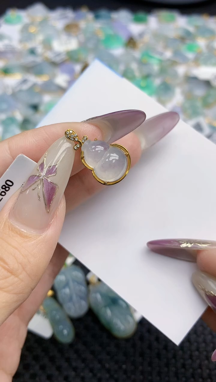 翡翠挂件18K金镶嵌247   天然翡翠A货