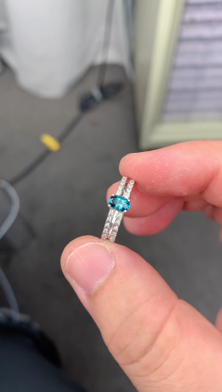 【闪购商品】碧玺戒指18K金镶嵌拉贡碧玺戒指