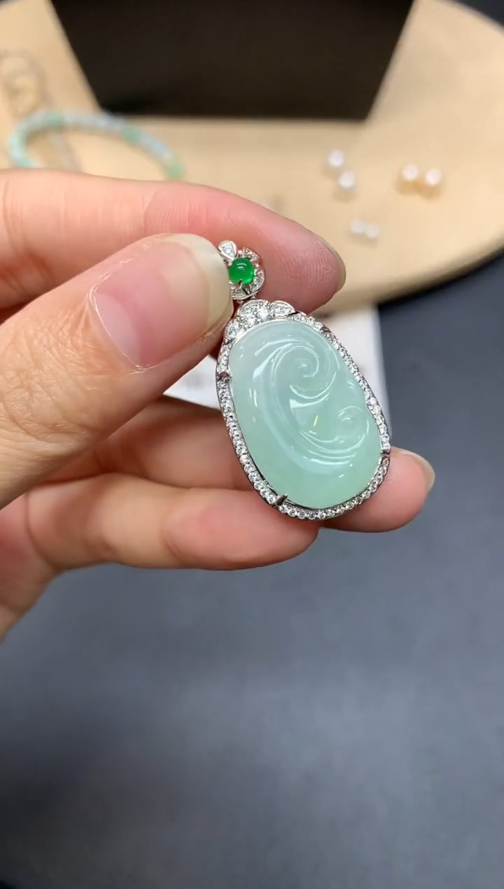 【闪购商品】翡翠吊坠(不含链)银S925镶嵌如意【多样性发其一】