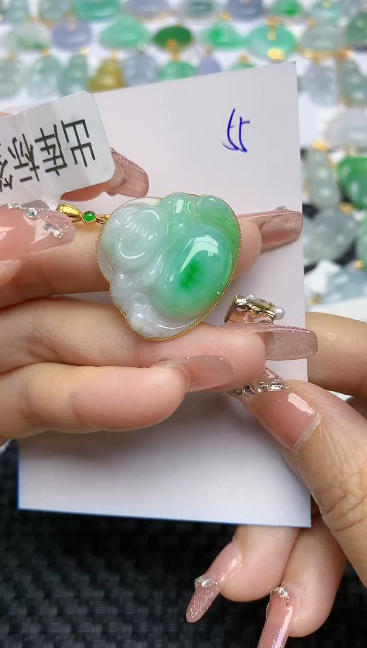 【闪购商品】翡翠颈饰18K金镶嵌天然A货翡翠 55