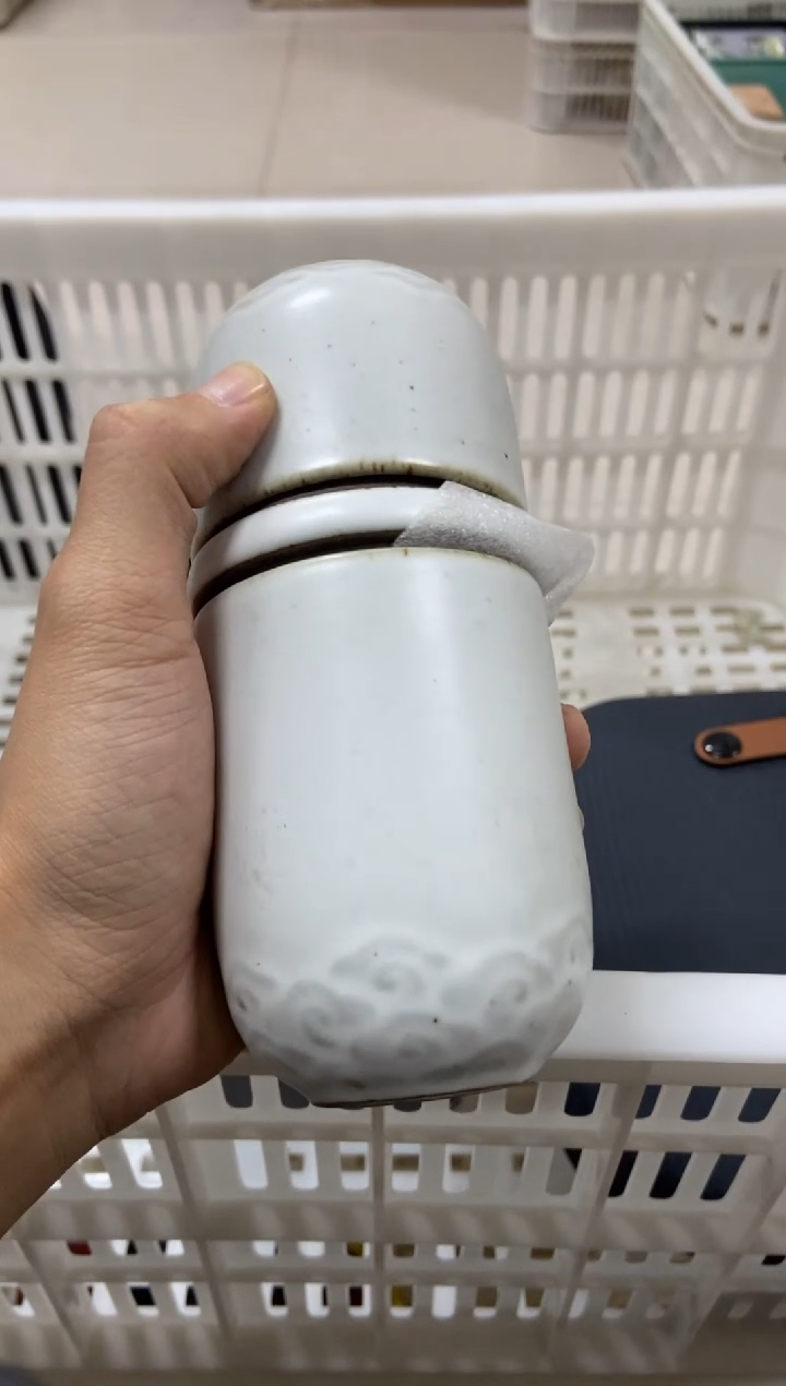 杯子瓷无运费险有瑕疵的摄影的产品有使用过的痕迹有点脏介意勿拍