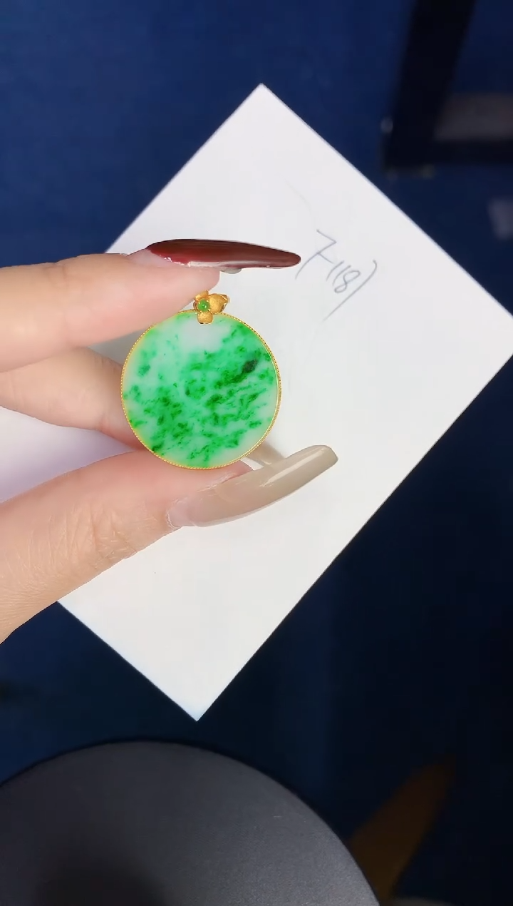 【闪购商品】翡翠颈饰18K金镶嵌0000000000