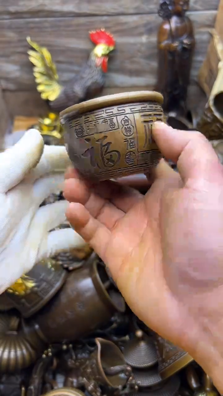 精美铜器，点击下单