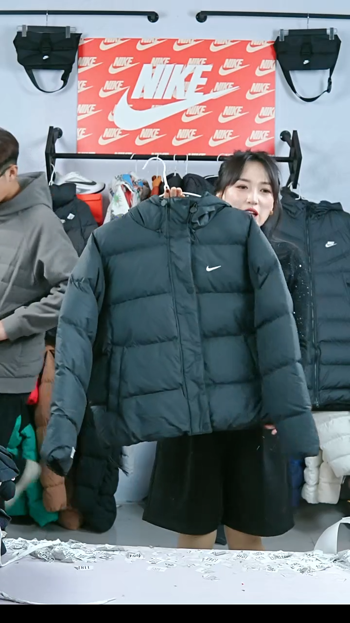 069闪购编码运动衣以直播间过款为准尺码M