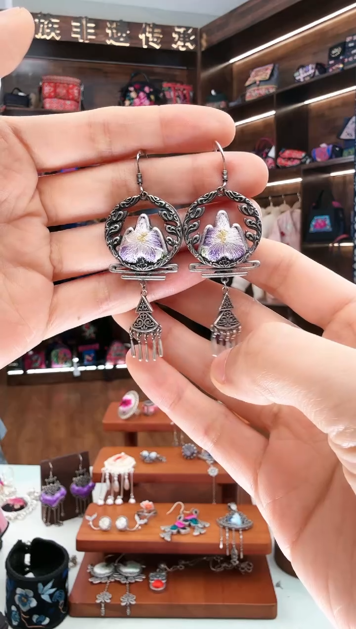 【闪购商品】织绣172蚩梦苗族古绣