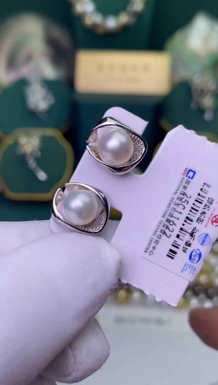 【闪购商品】海水珍珠耳饰银S925镶嵌1