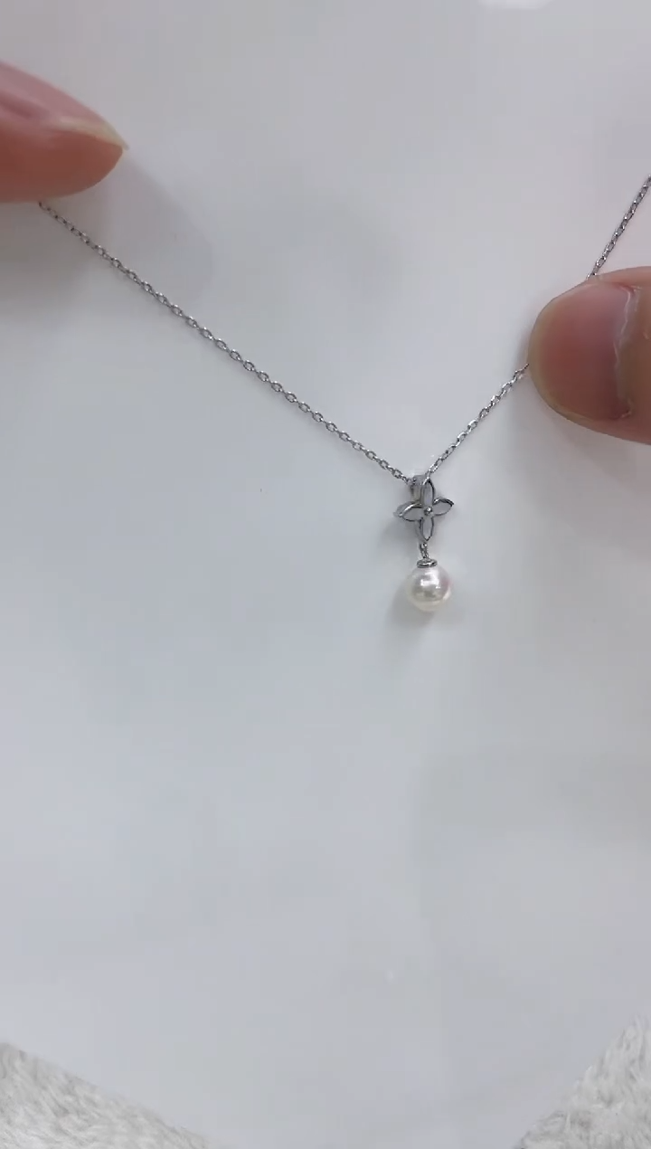 【闪购商品】海水珍珠颈饰银S925镶嵌海水珍珠项链