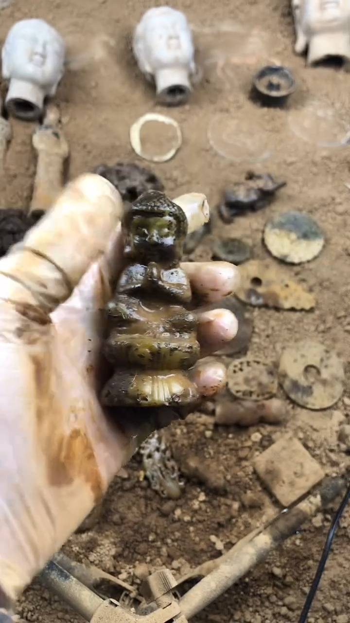 未镶嵌和田玉挂件1