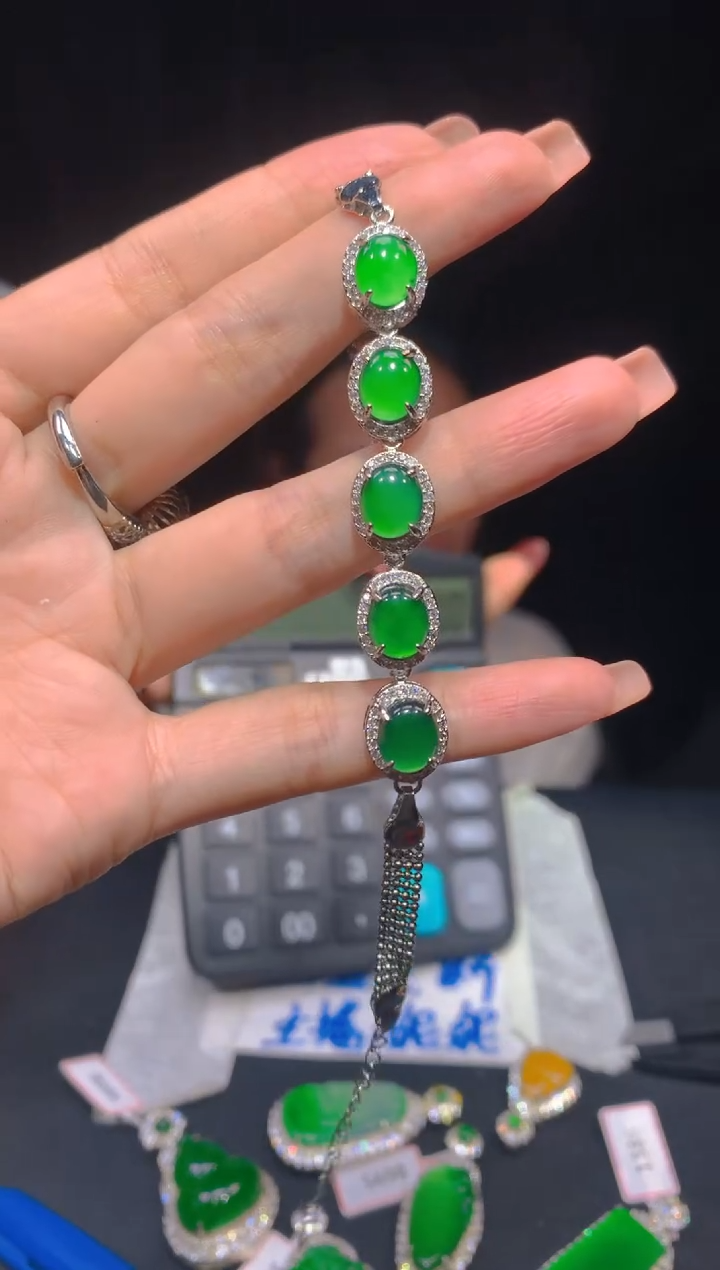 【闪购商品】定制翡翠未镶嵌173多样性发货（发其一）