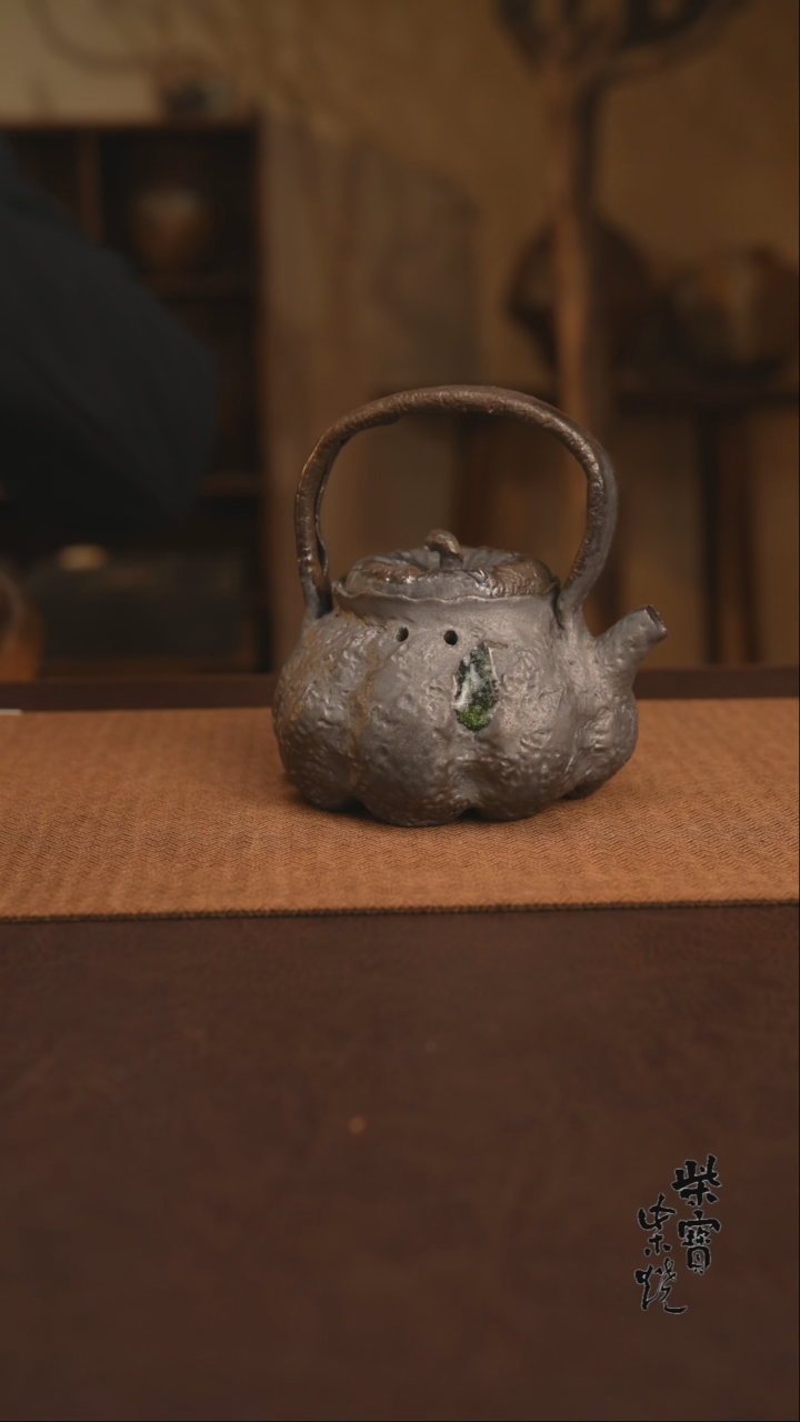 【闪购商品】杯590北山老师柴烧紫砂煮水壶