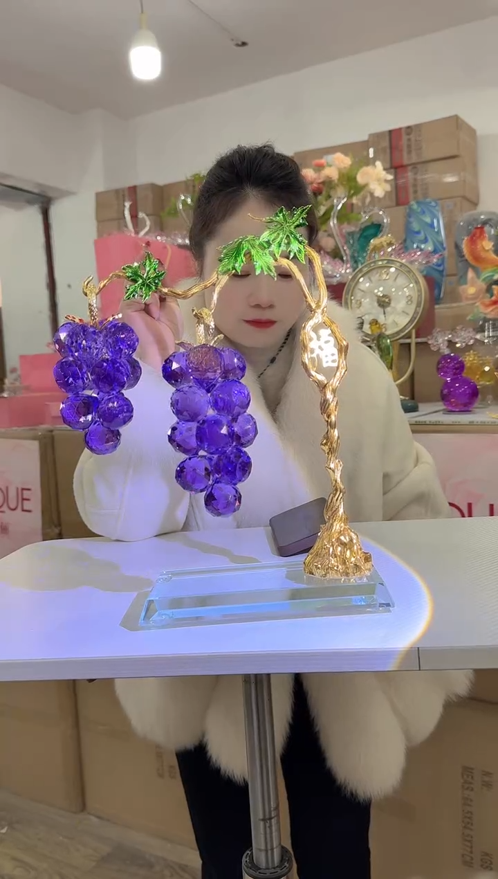 【闪购商品】无铅玻璃迪喜花器-k-早