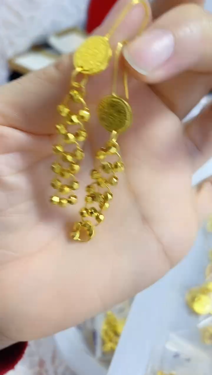 合金无063龙鳞蹦迪在耳坠