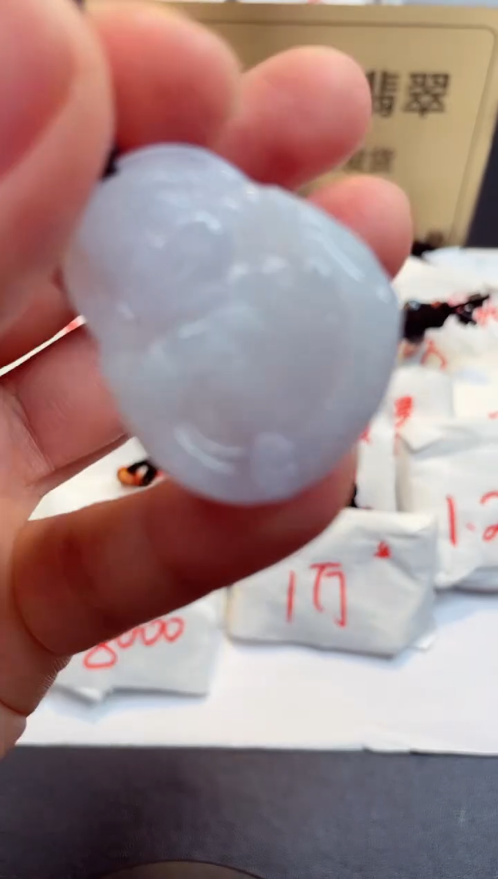 翡翠未镶嵌颈饰天然缅甸翡翠A货