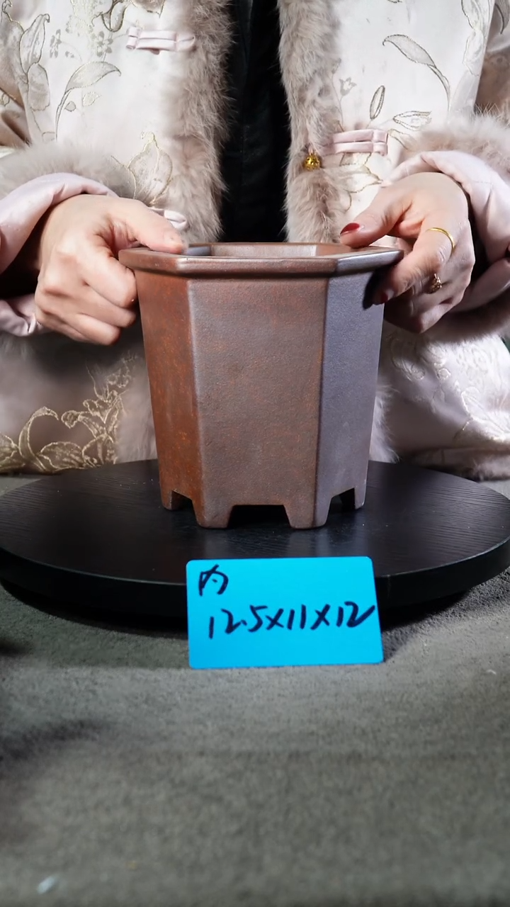 宜兴紫砂小花盆盆