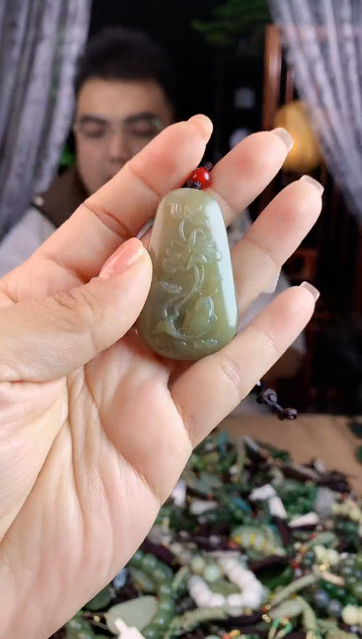 【闪购商品】和田玉挂件未镶嵌多样性发货拍一发一