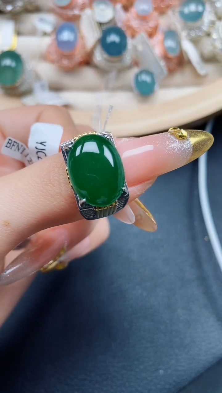 【闪购商品】翡翠戒指银S925镶嵌翡翠