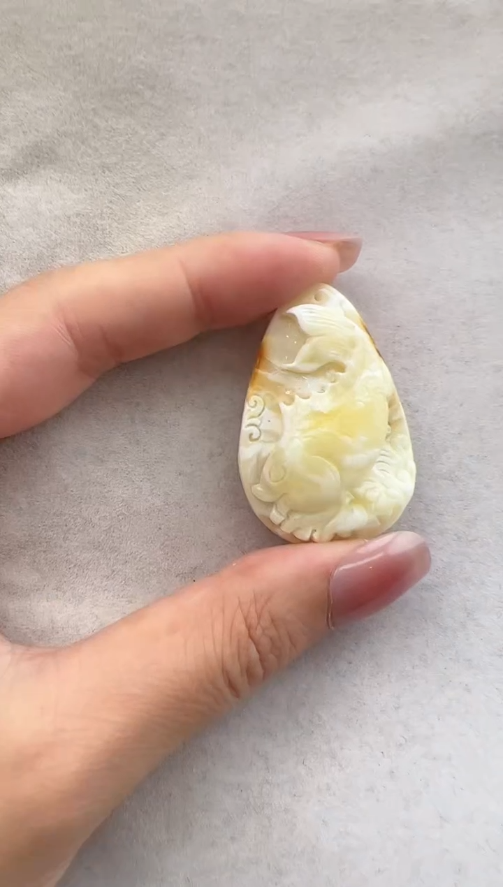 【闪购商品】琥珀裸石未镶嵌10112058-吊坠