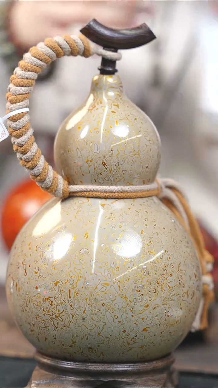 【闪购商品】WT136漆艺酒葫芦不包手串及旋转底座