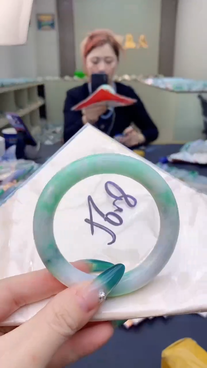 【闪购商品】翡翠手镯未镶嵌0296916545