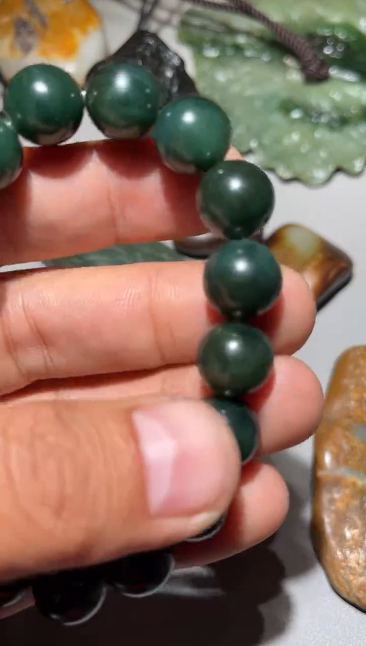 未镶嵌和田玉（子料）挂件 和田玉（子料