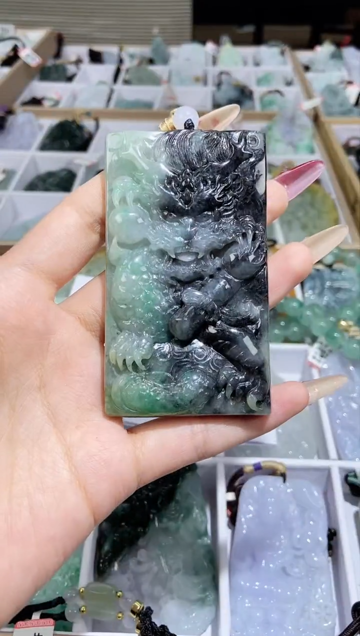 【闪购商品】翡翠颈饰未镶嵌天然缅甸翡翠A货未镶嵌