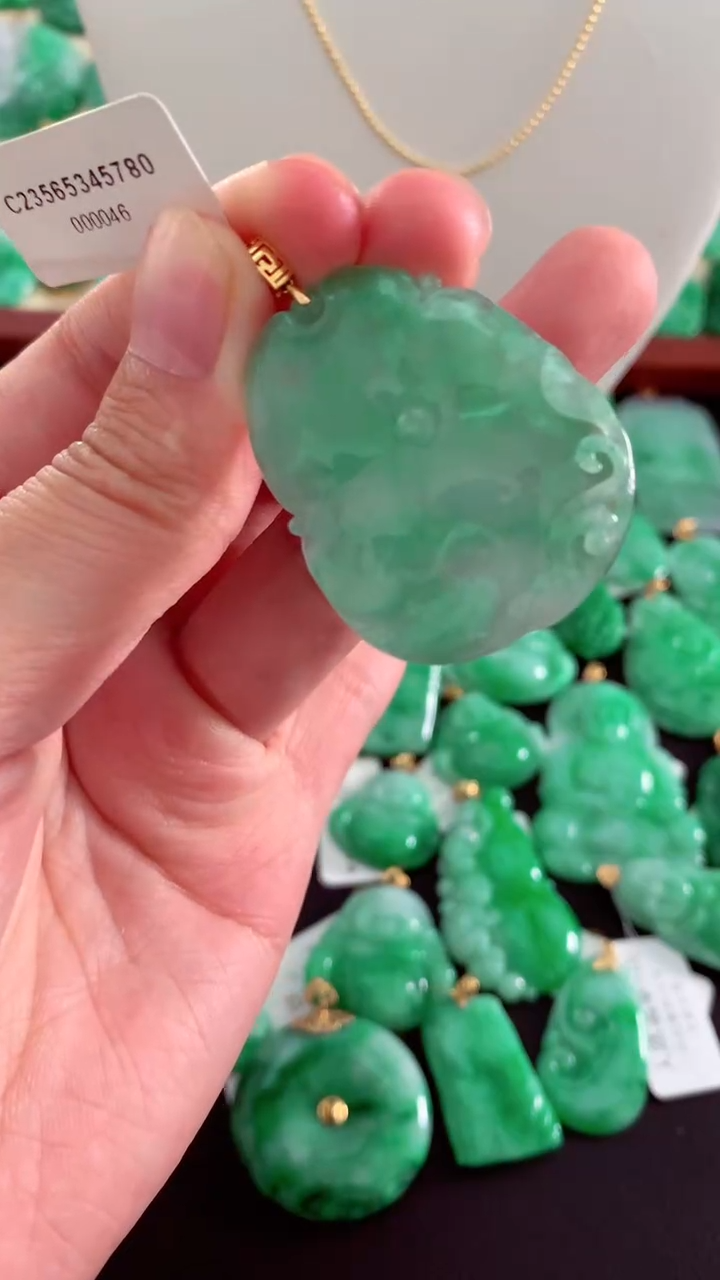 翡翠18K金镶嵌吊坠(不含链)挂件