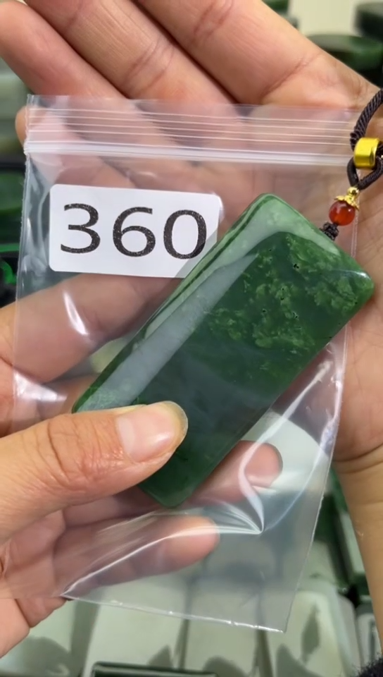未镶嵌和田玉珠宝半成品牌子