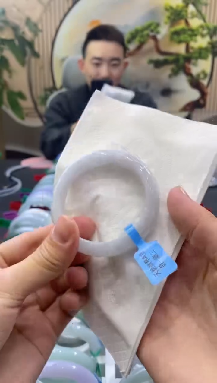 未镶嵌手镯翡翠1185